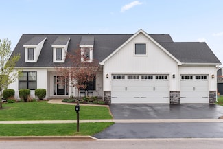 840 Coventry Cir N, Sycamore, IL 60178