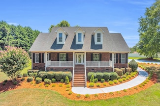 561 Thorn Cove Dr, Chesnee, SC 29323