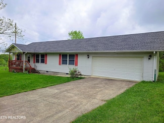 238 Church Dr, Pleasant Hill, TN 38578