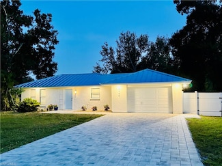9806 Delaware St, Bonita Springs, FL 34135
