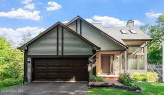 36 Maple Ave, Slingerlands, NY 12159