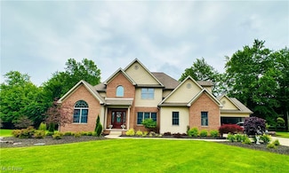 6819 Pacifica Dr, Youngstown, OH 44514