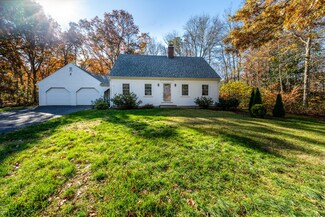 8 Sea Meadow Dr, Sandwich, MA 02563