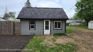 416 N Catherine St, Lansing, MI 48917