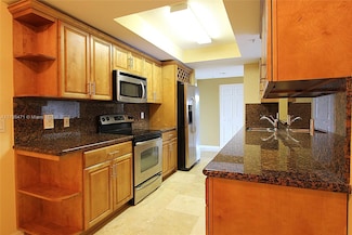 3530 SW 22nd St Unit 505, Miami, FL 33145