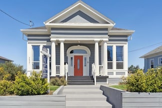 2521 Grande Vista Ave, Oakland, CA 94601