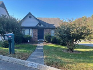 1001 Ridge Cove Ct, Winston Salem, NC 27104