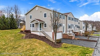99 Parkland Dr, Clarks Summit, PA 18411
