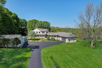 4590 N Arm Dr, Orono, MN 55364