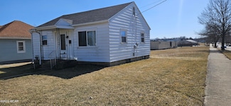 1002 E Eureka St, Lima, OH 45804