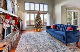 1320 11th St SW, Minot, ND 58701