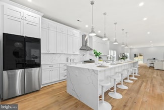 1713 N Cameron St, Arlington, VA 22207
