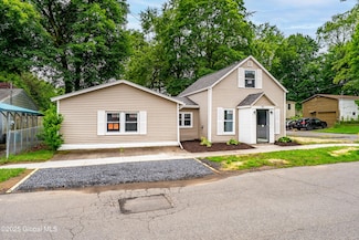 92 Central Ave, Rensselaer, NY 12144