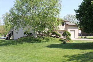 2401 Westwood Rd, Winona Lake, IN 46590