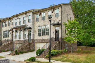 687 Avondale Creek Dr, Decatur, GA 30032