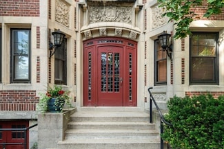 993 Memorial Dr Unit 302, Cambridge, MA 02138