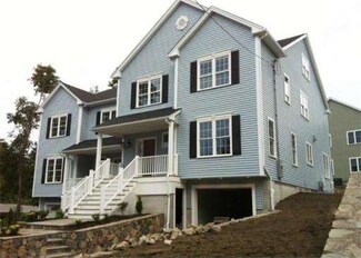 98 Brookdale Ave Unit 1, Dedham, MA 02026