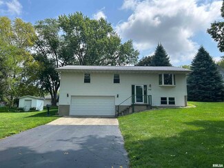 508 S Center St, Lacon, IL 61540