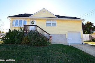 6 Dibling St, Union Beach, NJ 07735