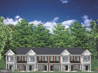88 Cedar Cir Unit 65, Levittown, PA 19055