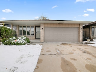 759 Mcarthur Ct, Dolton, IL 60419