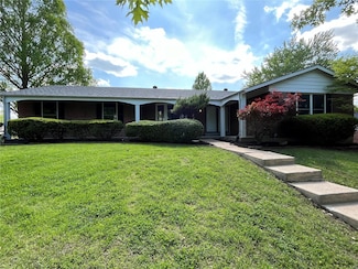 14541 Arpent Ln, Florissant, MO 63034