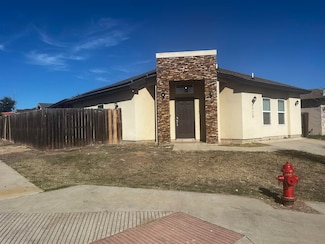 5720 St Charles Lp, Laredo, TX 78041