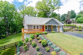 114 Hillside Place, Staunton, VA 24401