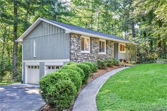 5 Muirfield Ct, Arden, NC 28704