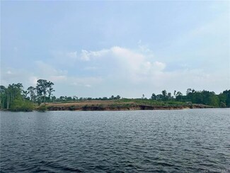 40 Wilderness Trail, Florien, LA