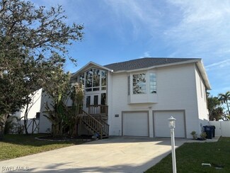 260 Nature View Ct, Fort Myers Beach, FL 33931