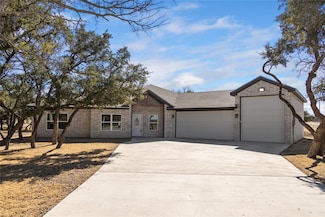 7274 Feather Bay Blvd, Brownwood, TX 76801
