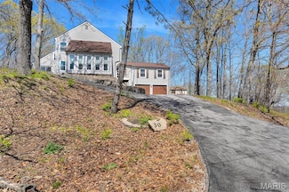 301 Hideaway Hill, Eureka, MO 63025