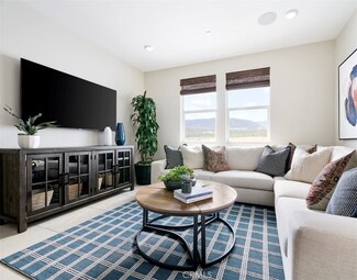 3930 Lavine Way Unit 111, Corona, CA 92883