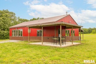 457 Macedonia Rd, Golconda, IL 62938
