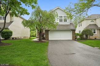 21 Mountain View Ct, Hamburg, NJ 07419