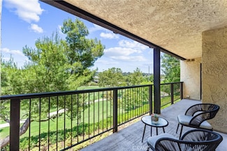 25541 Indian Hill Ln Unit P, Laguna Hills, CA 92653