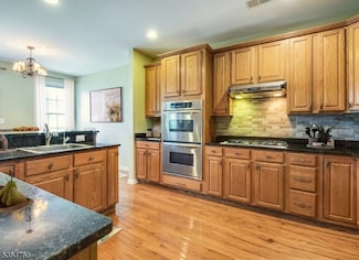84 Henning Terrace, Denville, NJ 07834