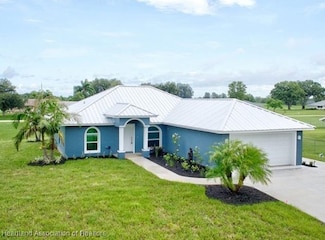 6033 Glens Ct, Sebring, FL 33876