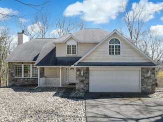 119 Wedge Ct, East Stroudsburg, PA 18302