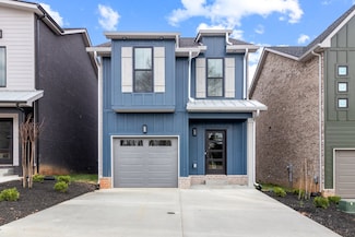 9 Holland Park W, Clarksville, TN 37043