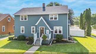 176 S Seymour St, Fond Du Lac, WI 54935