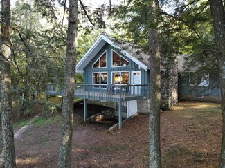 8326 Golf Course Rd, Sayner, WI 54560