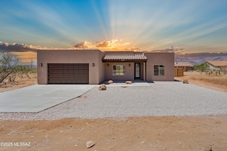 1814 Cajeme Ct, Rio Rico, AZ 85648