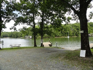 Lot 22 Indian Ridge Dr, Moneta, VA 24121