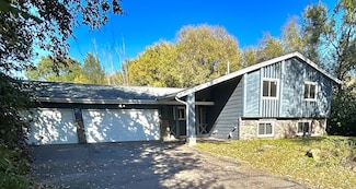 761 116th Ave NE, Minneapolis, MN 55434