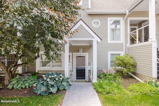 80 Taconic Ave Unit 3, Great Barrington, MA 01230