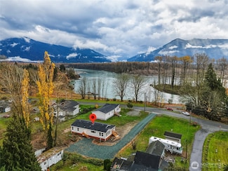 31285 W Main St, Lyman, WA 98263