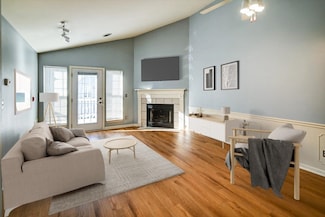 801 Harbor House Dr Unit 7, Madison, WI 53719