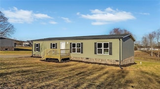 525 Mount Wesley Church Rd, Hiddenite, NC 28636
